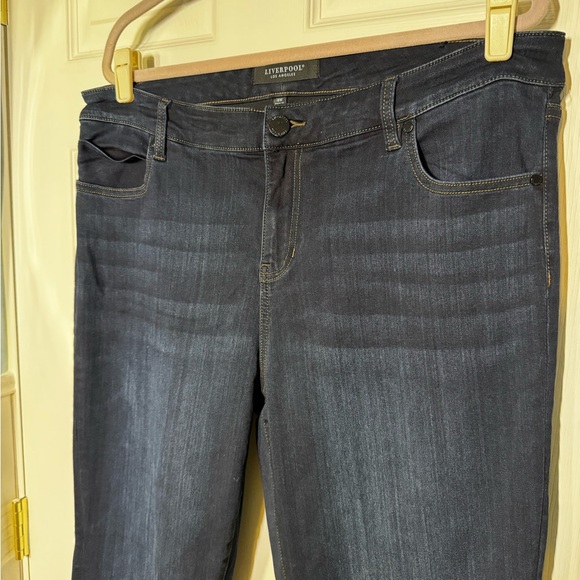 Liverpool boot cut jeans - Picture 3 of 7